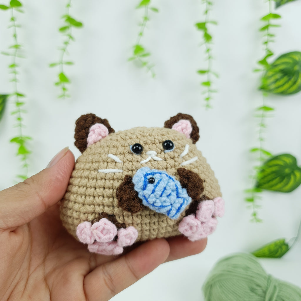 Brown Cat Crochet Pattern PDF, Cute Chubby Cat Amigurumi Tutorial