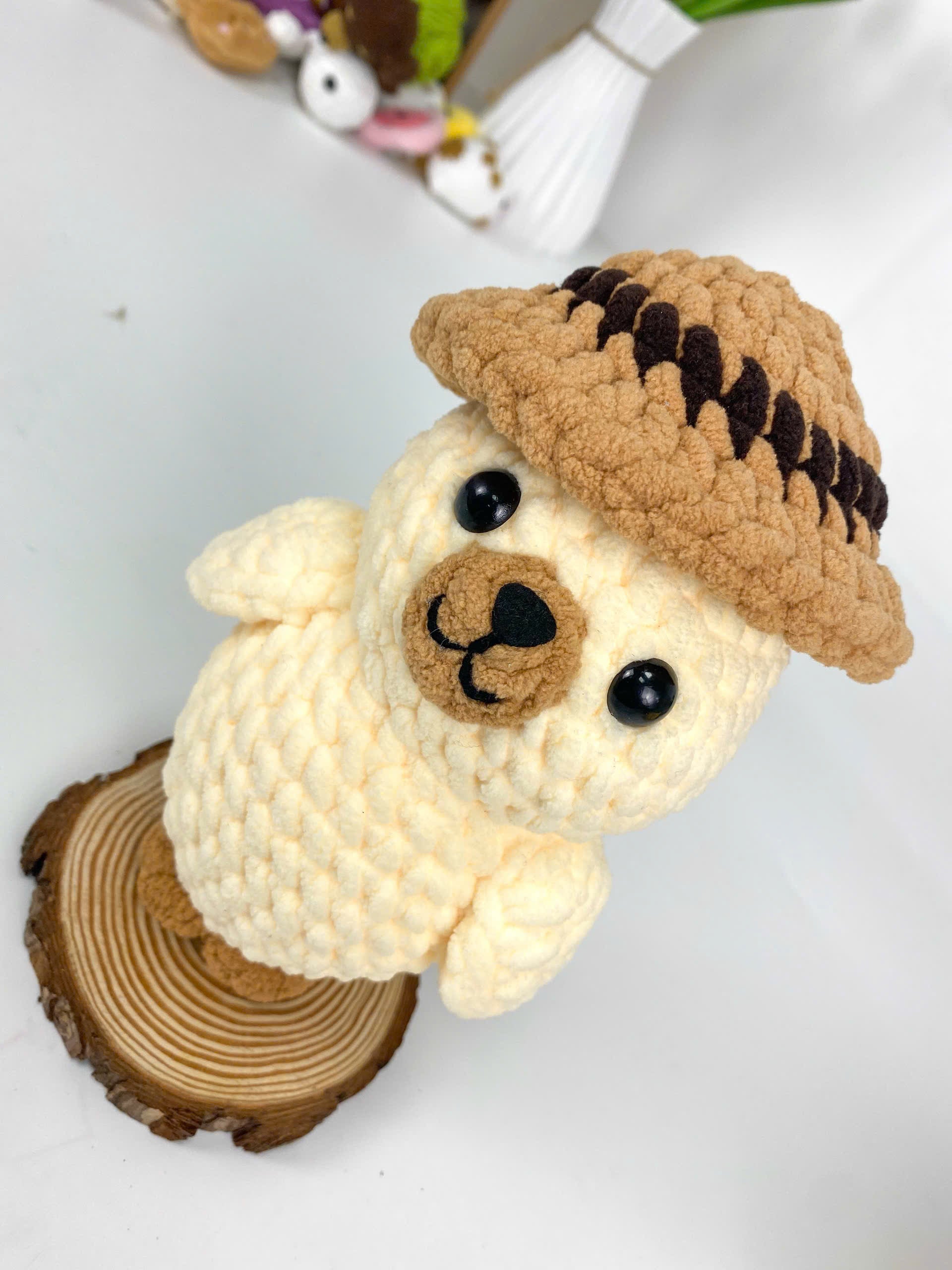 Seal Wearing A Hat Amigurumi Crochet Pattern, Stuffed Animal (PDF Tutorial)