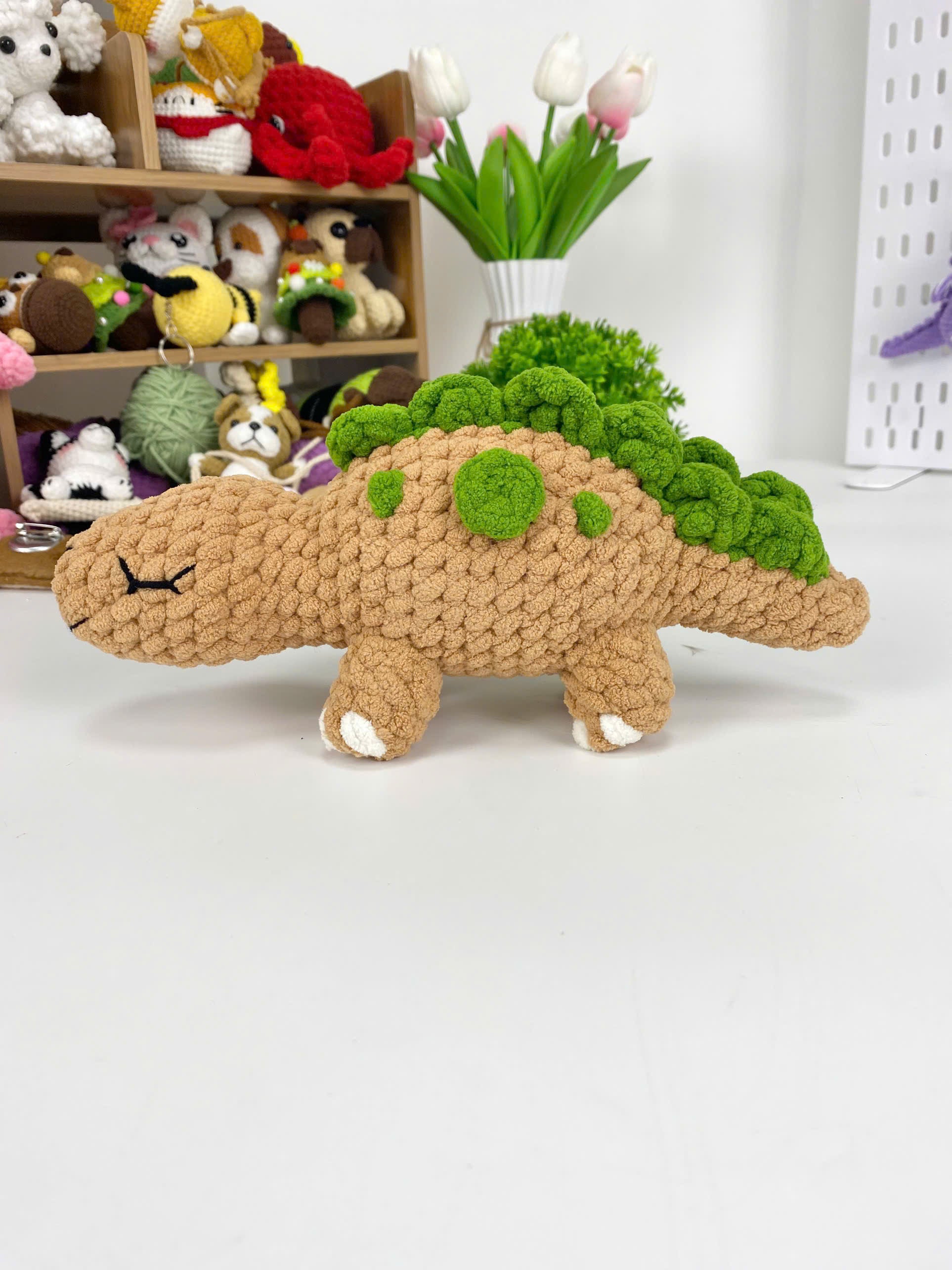Cute Crochet Stegosaurus Pattern, Sleepy Dinosaur Amigurumi (PDF)
