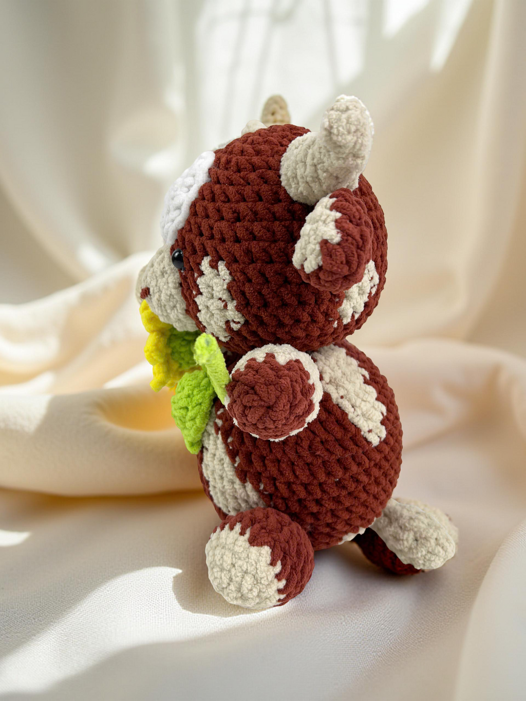 Amigurumi Longhorn Cow Crochet Pattern, Farm Animal, Beginner Friendly (PDF)