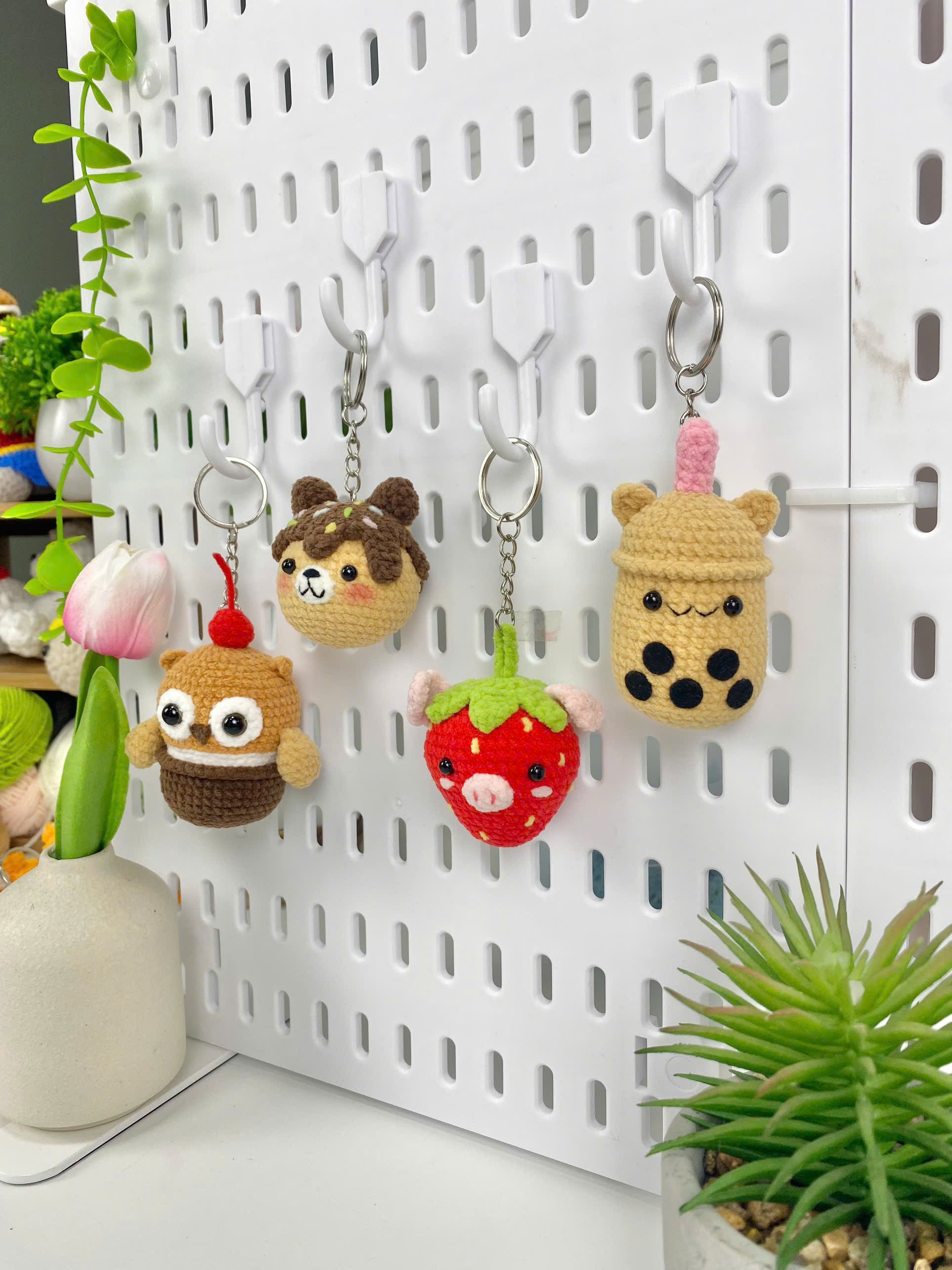 Amigurumi Food Keychain Crochet Pattern, Bear, Strawberry, Bubble Tea (PDF)