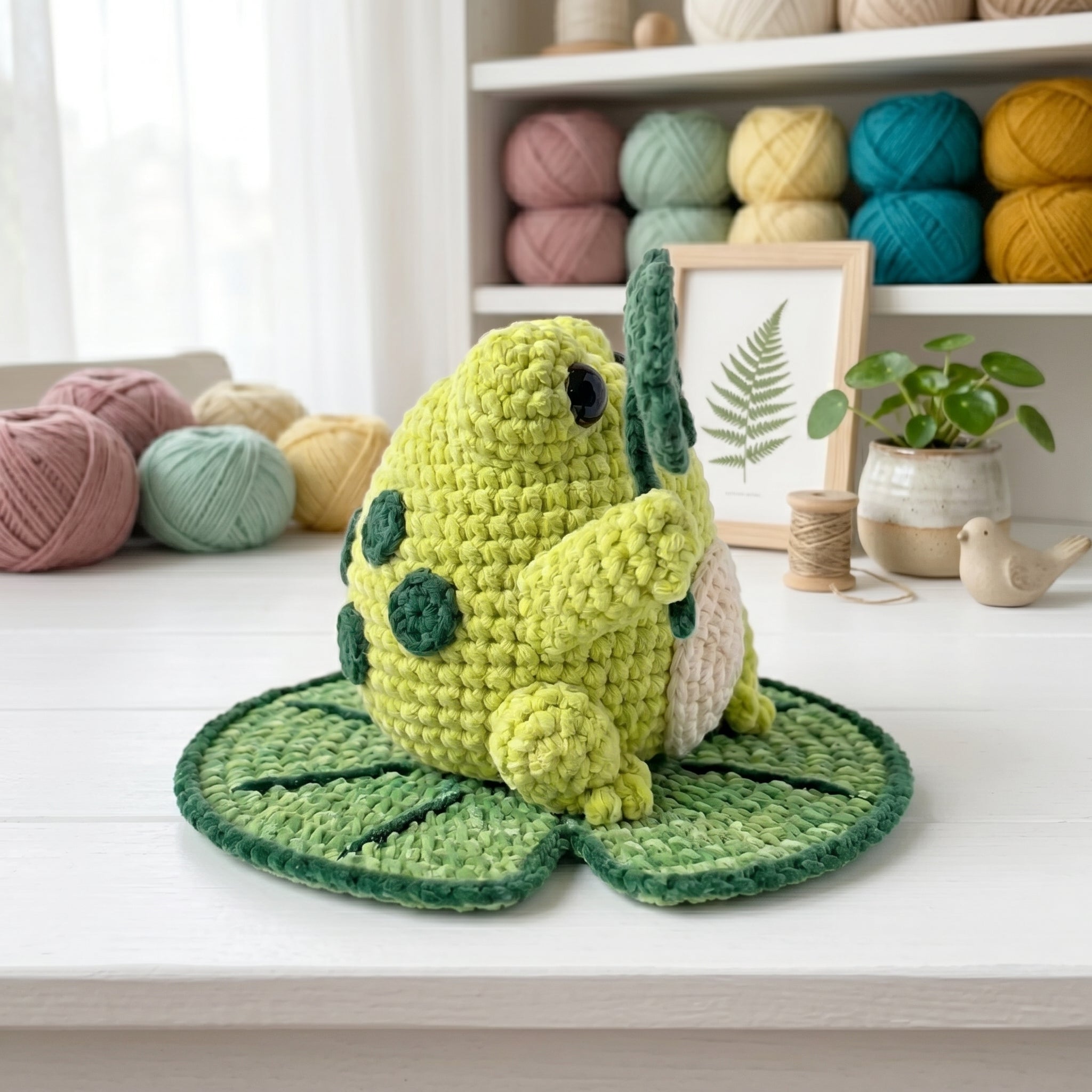 Crochet Frog Pattern, Lucky Frog Amigurumi Tutorial with Lily Pad
