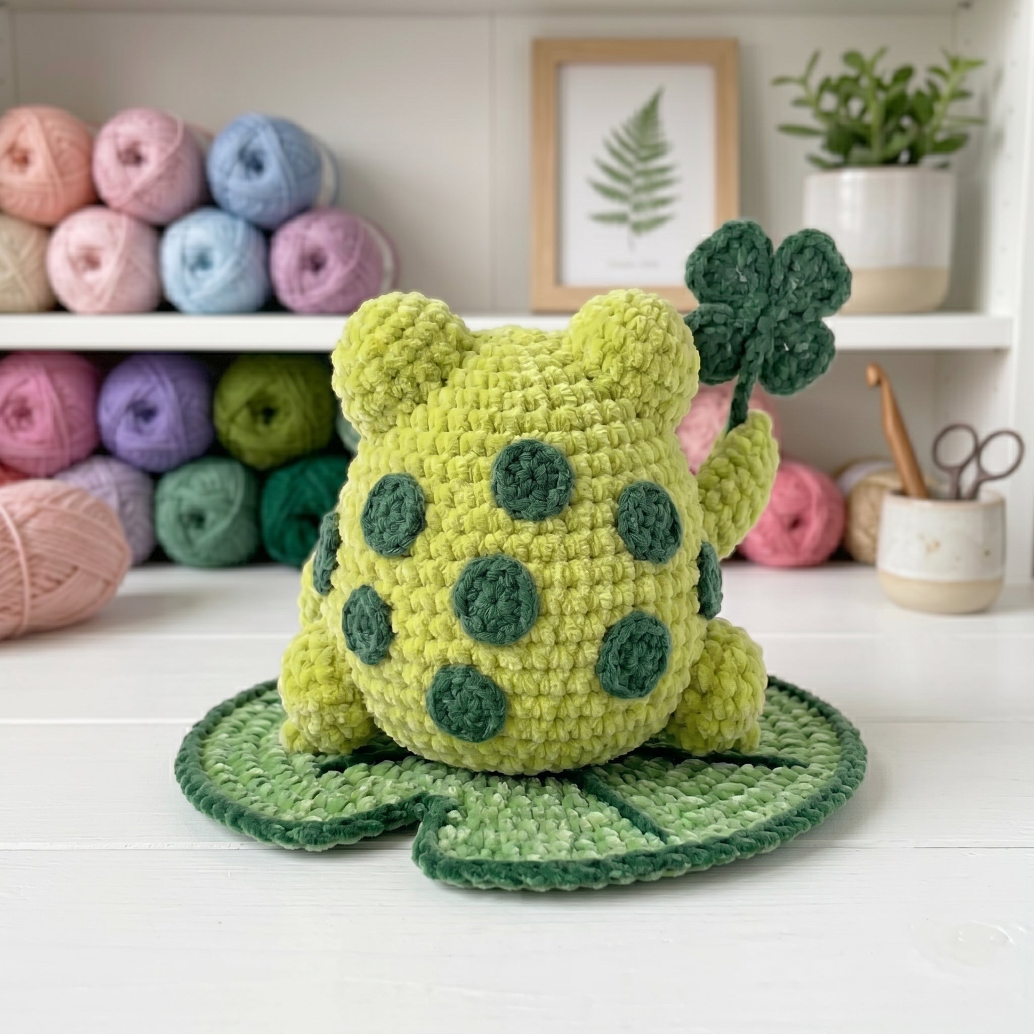 Crochet Frog Pattern, Lucky Frog Amigurumi Tutorial with Lily Pad