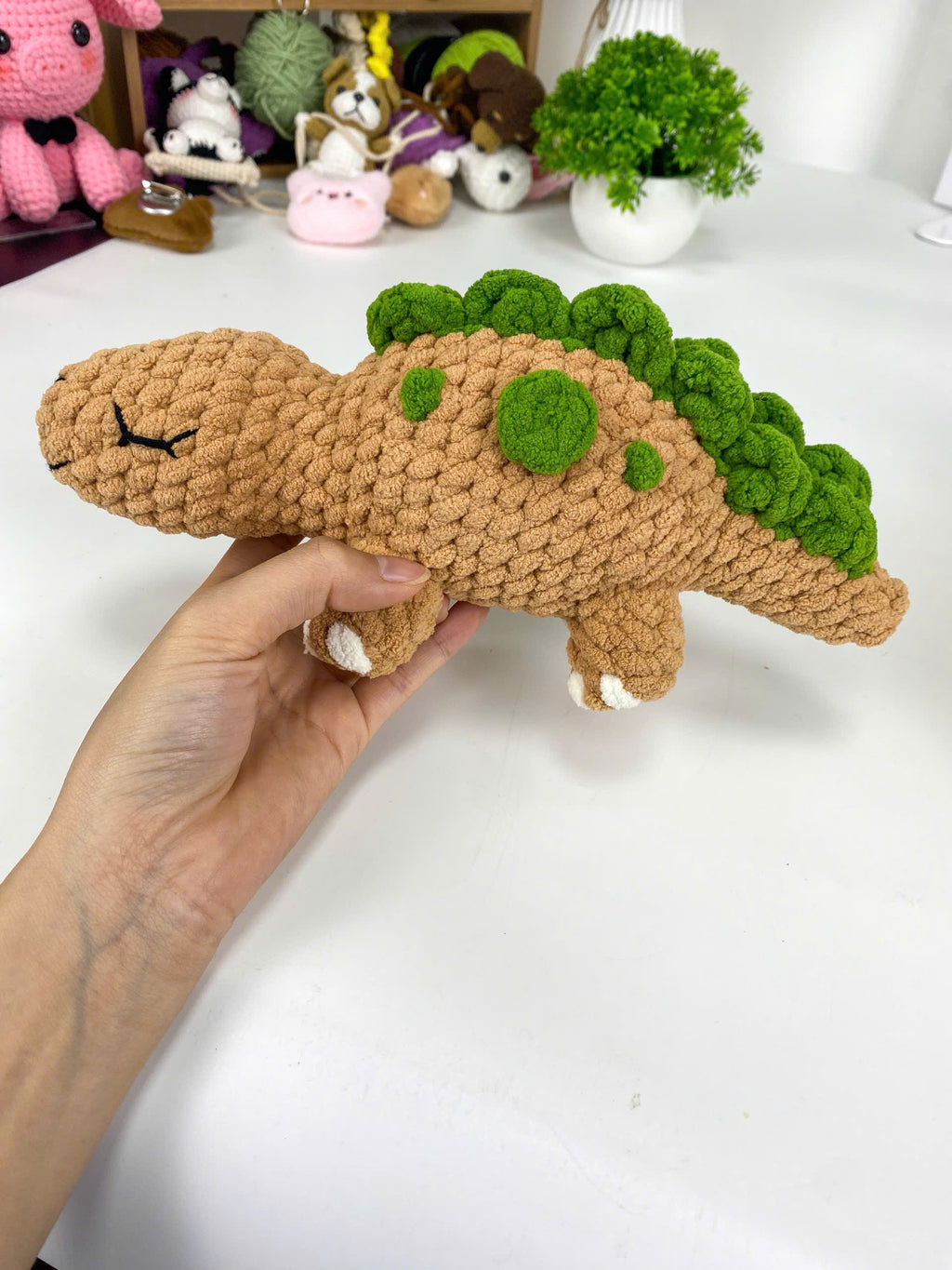 Cute Crochet Stegosaurus Pattern, Sleepy Dinosaur Amigurumi (PDF)