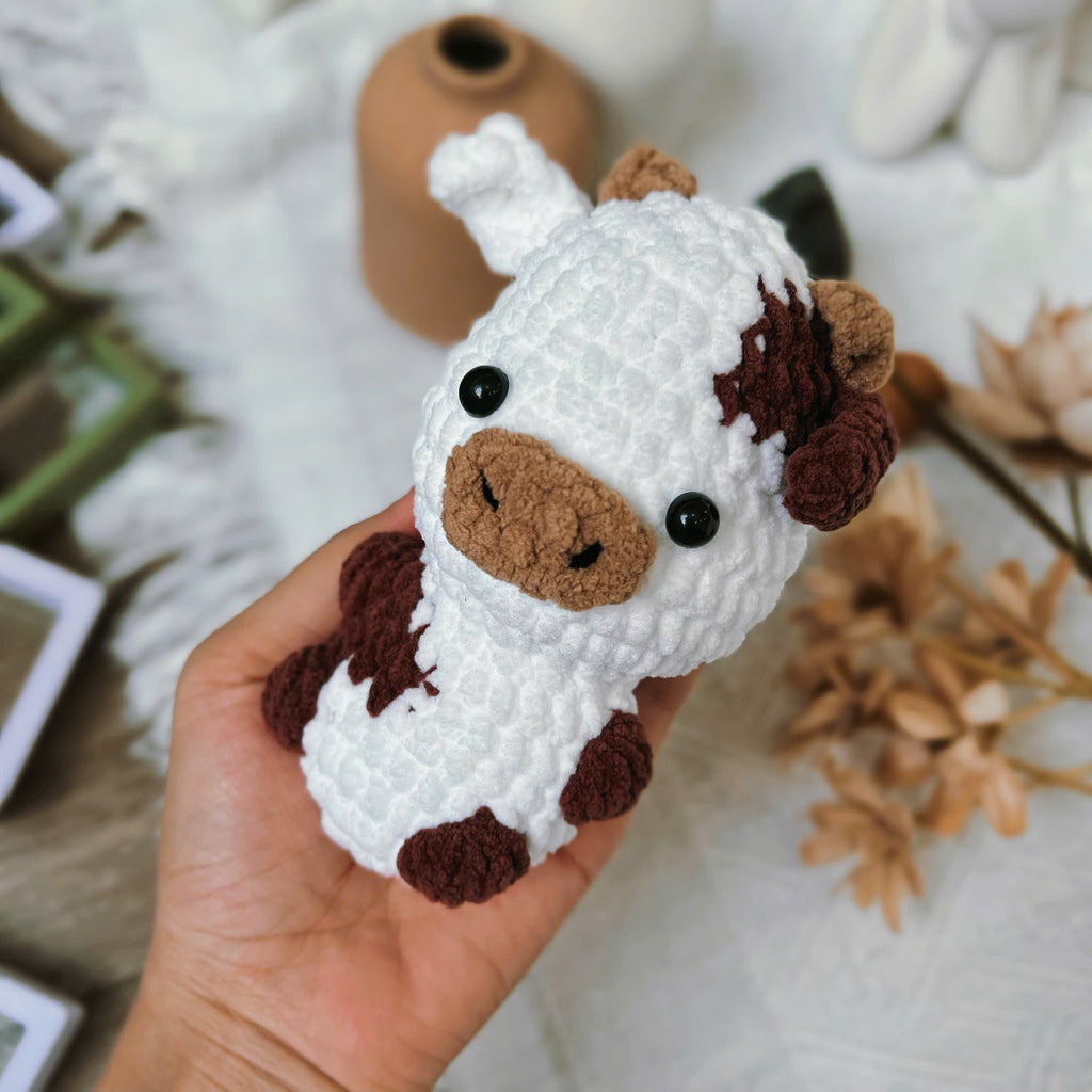 Cow Crochet Pattern PDF, No Sew Highland Cow Amigurumi Tutorial, Cute Plush Cow Crochet Pattern, Digital Download