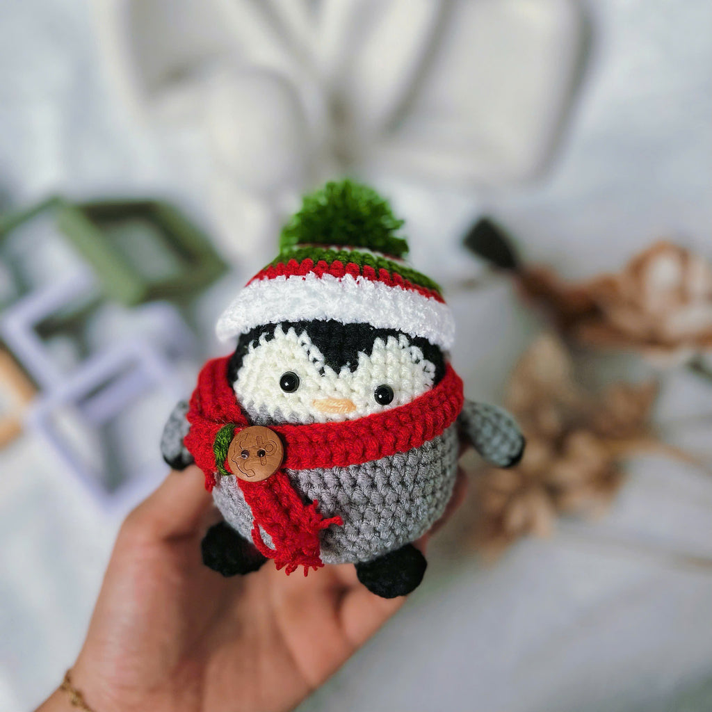Christmas Penguin Crochet Pattern PDF, Cute Penguin Amigurumi Pattern