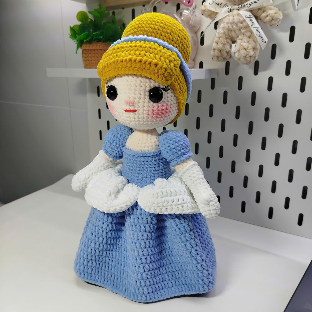 Easy Crochet Cinderella Doll Pattern – Amigurumi Princess, English Amigurumi Pattern for Beginners