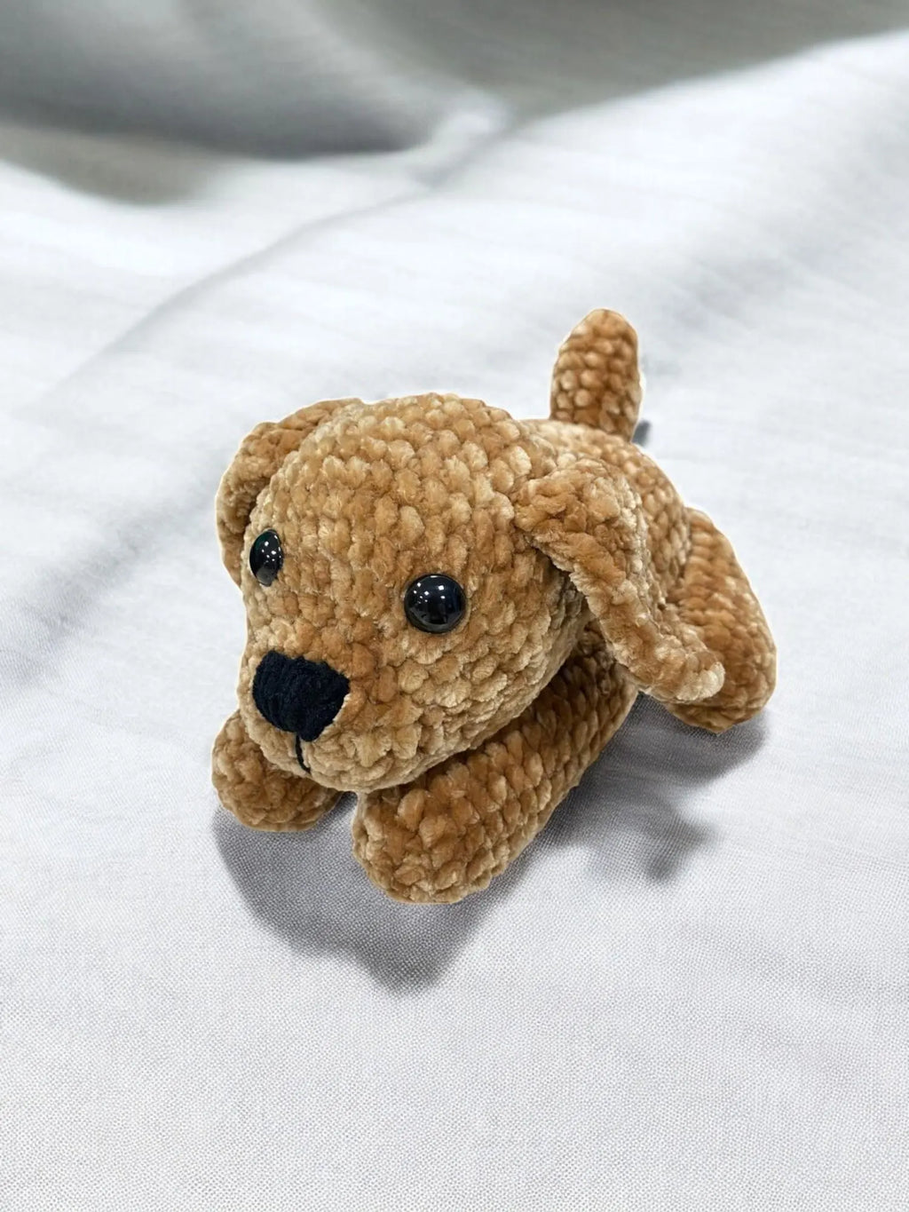 Golden Retriever Crochet Pattern: Velvet Puppy Amigurumi (PDF)