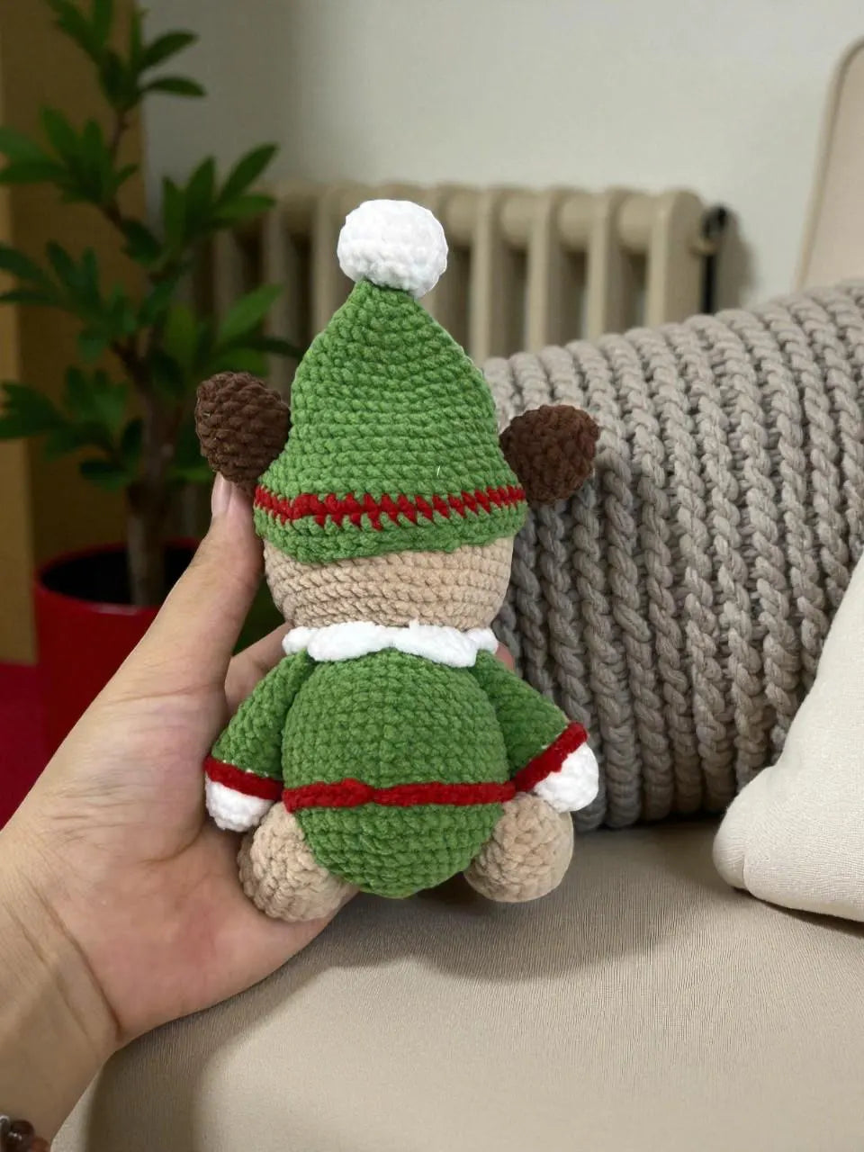 Elf Pug Crochet Pattern, Easy Christmas Dog Amigurumi (PDF)