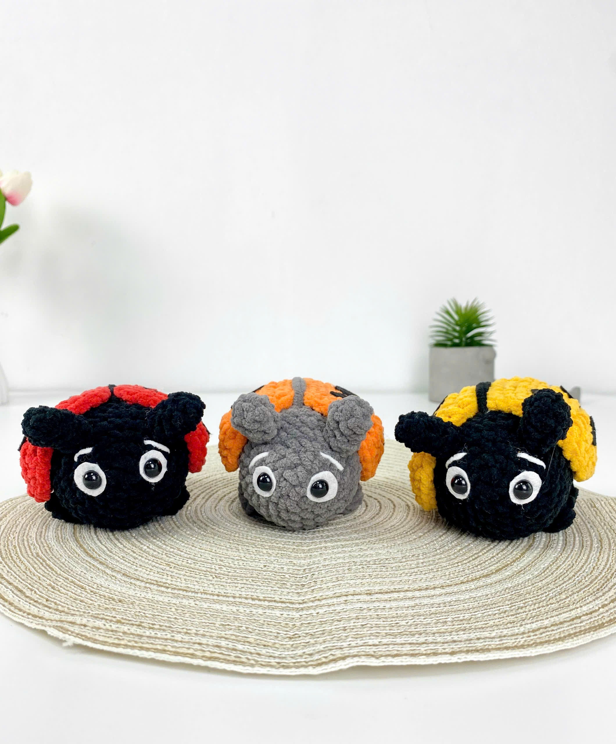 Ladybug Crochet Pattern: Amigurumi Plush Toy (PDF Pattern)