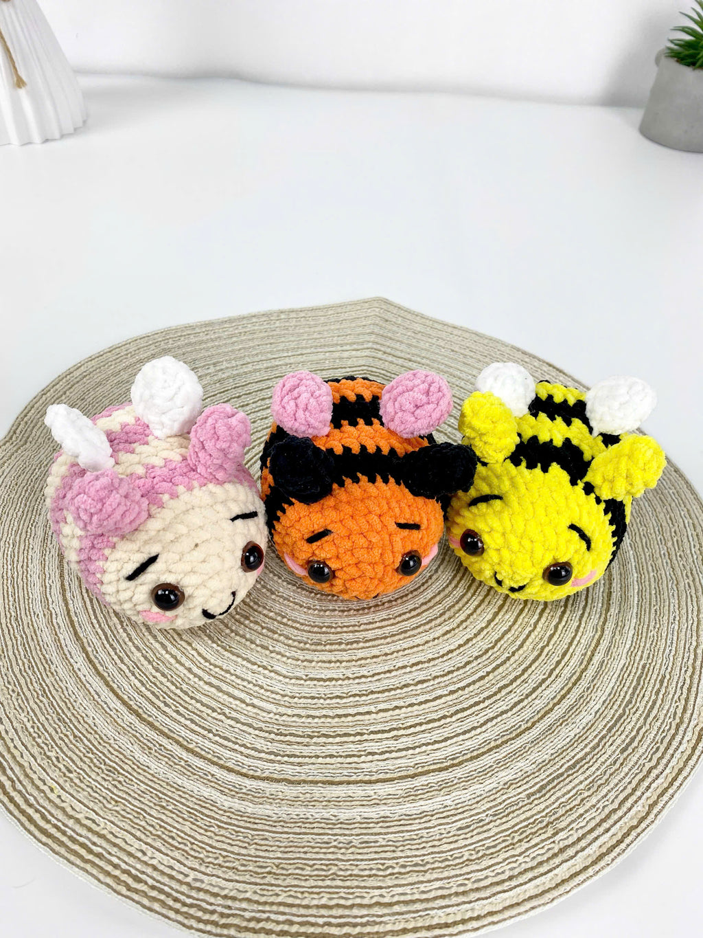 Bee Crochet Pattern PDF: Amigurumi Bumble Bee Plush Toy (Digital Download)